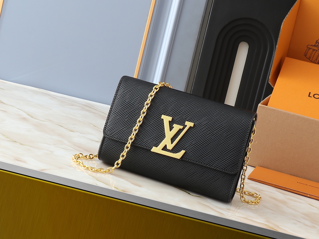 LV bag 20